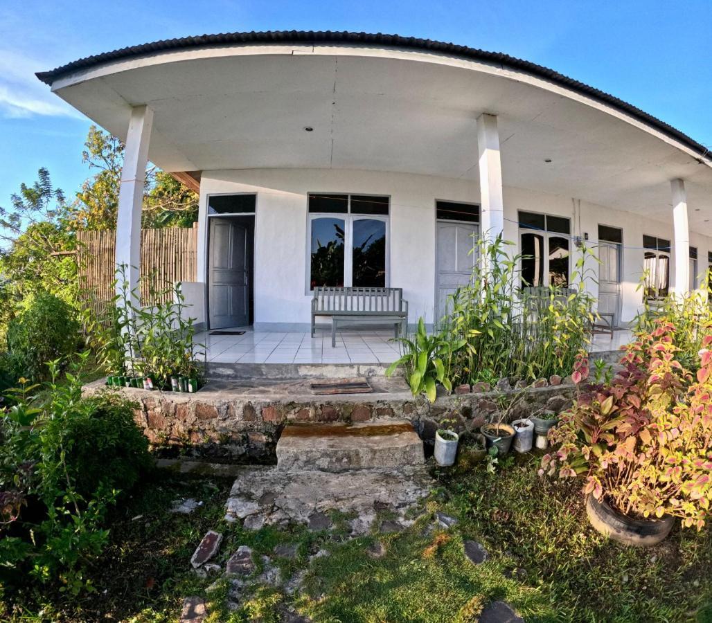 Hidayah Homestay Келимуту Экстерьер фото