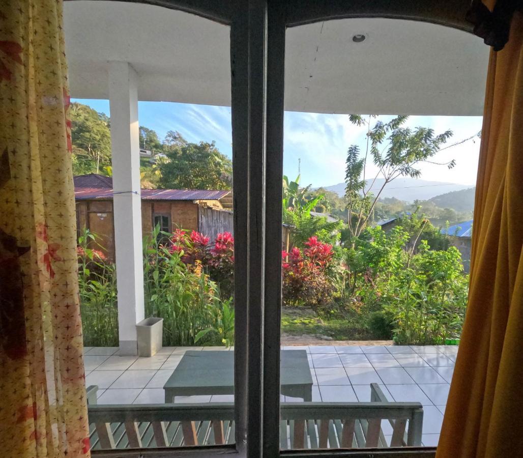 Hidayah Homestay Келимуту Экстерьер фото