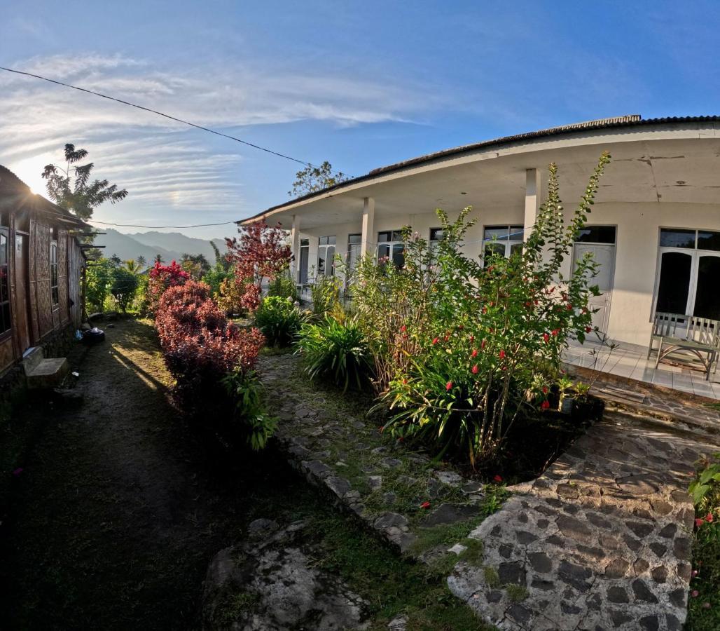 Hidayah Homestay Келимуту Экстерьер фото