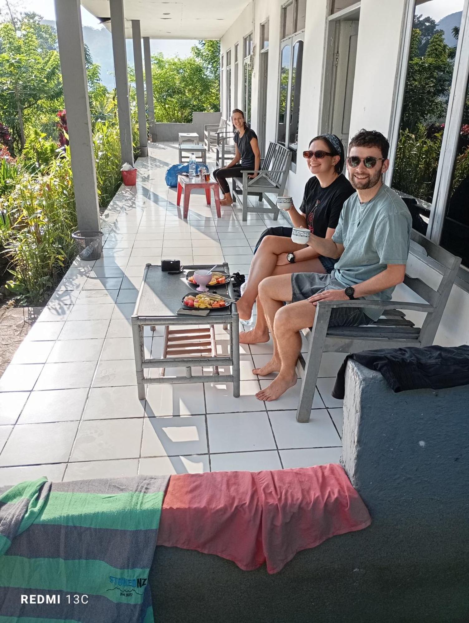 Hidayah Homestay Келимуту Экстерьер фото
